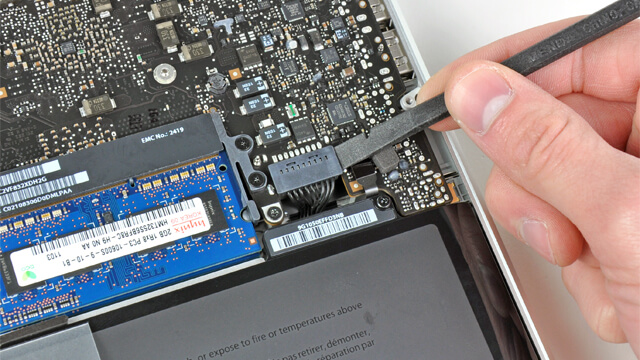 Apple & Mac Repairs Creastmead